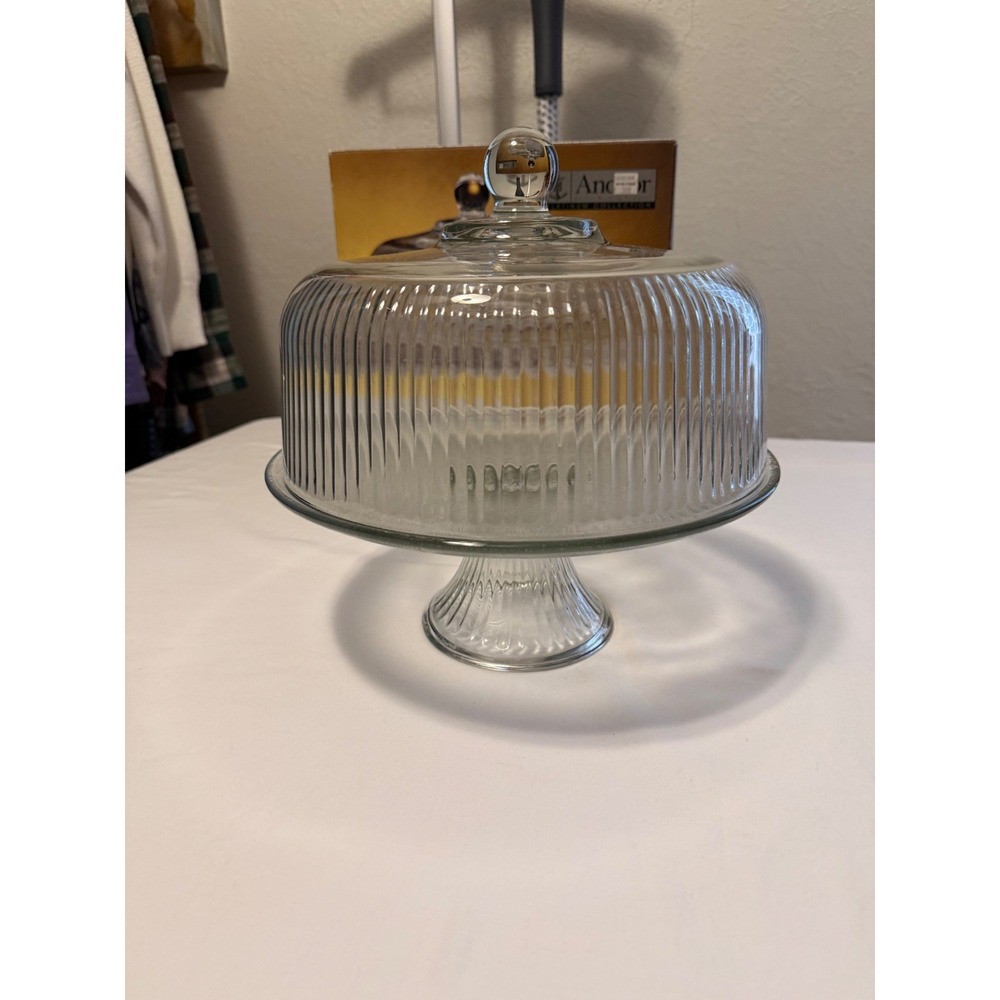 Anchor Hocking Platinum Collection Glass Cake Stand and Ribbed Dome Lid Set